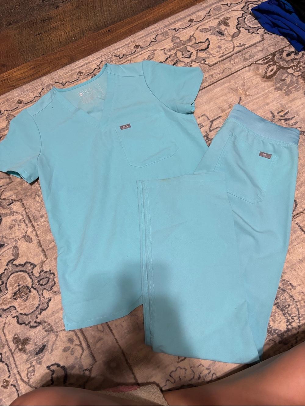 Figs Teal Scrub Set - Light Teal V-Neck Top & Pants